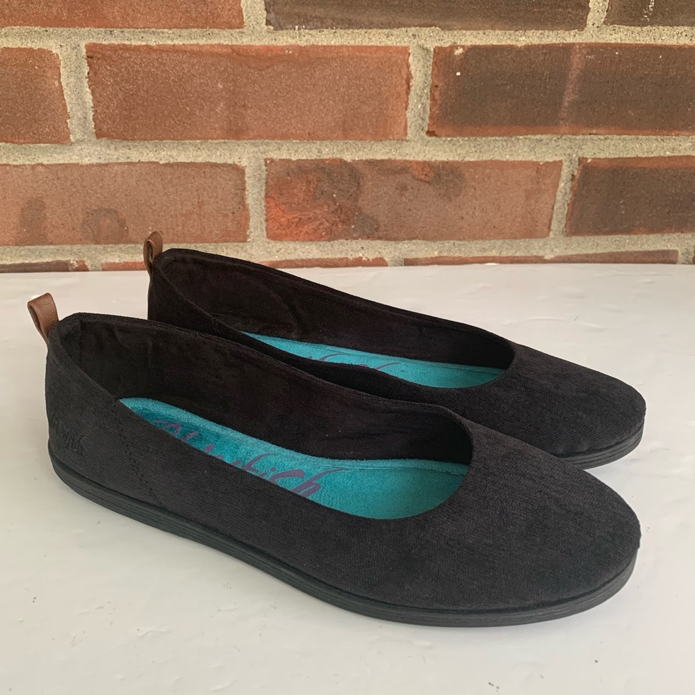 Blowfish black slip on flats shoes